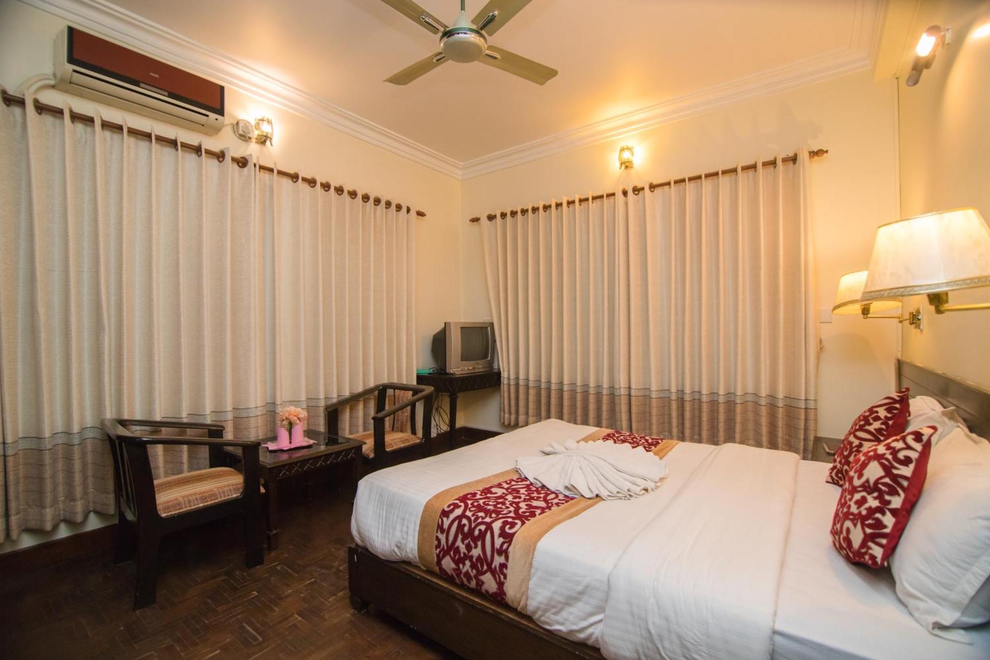 Hotel Panorama Pokhara Dış mekan fotoğraf